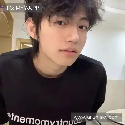 咎秋莹